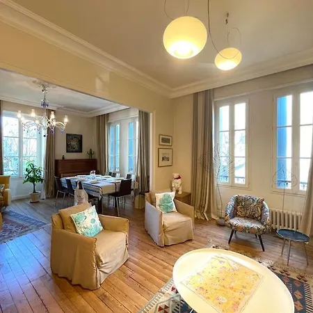 Superbe Maison Familiale Avec Jardin Au Coeur De *