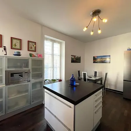 Superbe Maison Familiale Avec Jardin Au Coeur De Willa Biarritz